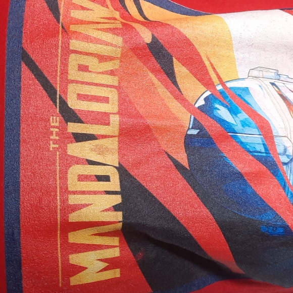 Mandalorian Star Wars t-shirt size small - Picture 4 of 7